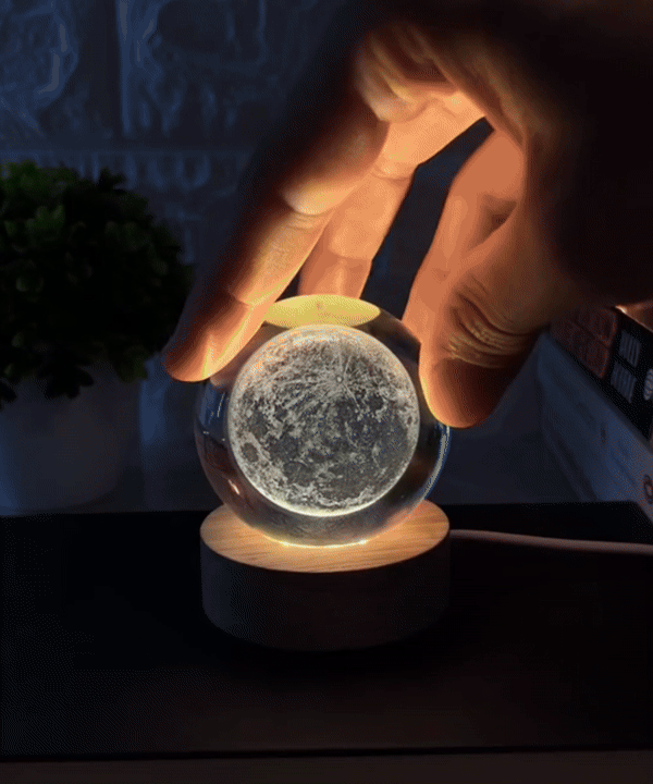 AstroGlow - 3D-gegraveerde universumlamp